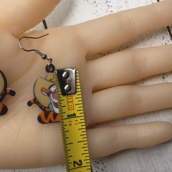 TIGGER Acrylic Earrings - Picture 5 of 7